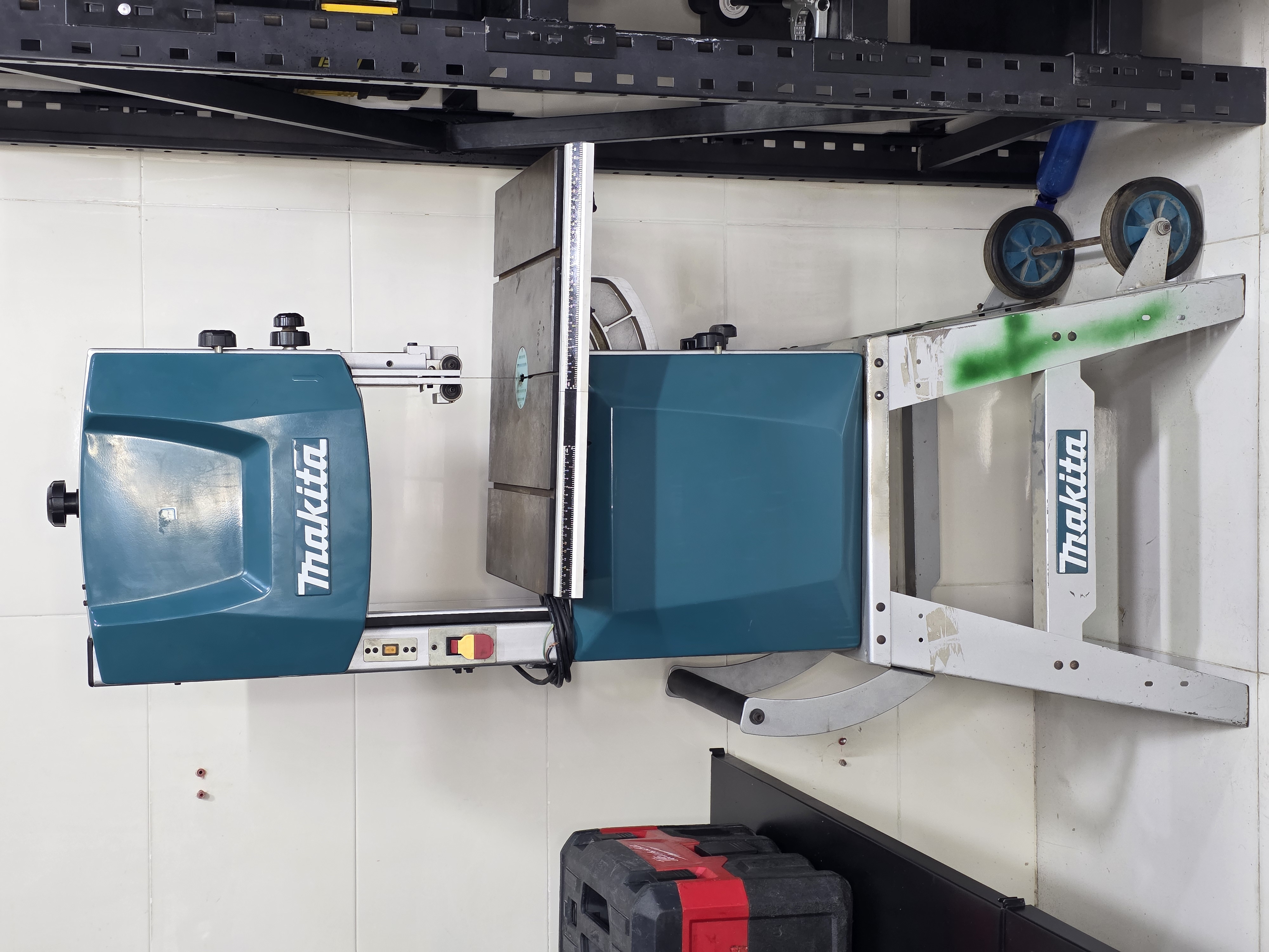 رنده برقی نجاری استوک ماکیتا مدل Makita LB1200F
